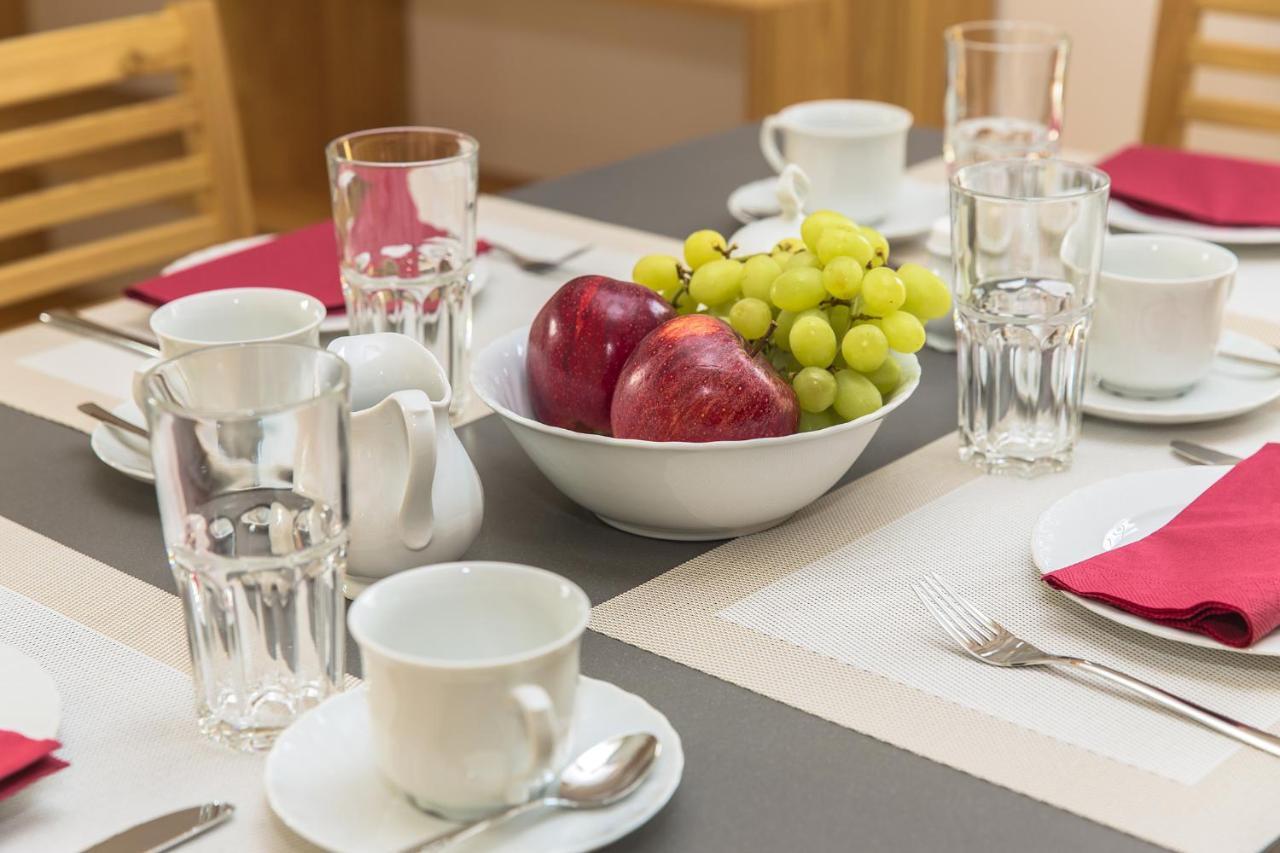 Moor-Rosl Apartmenthotel Gamlitz Oda fotoğraf